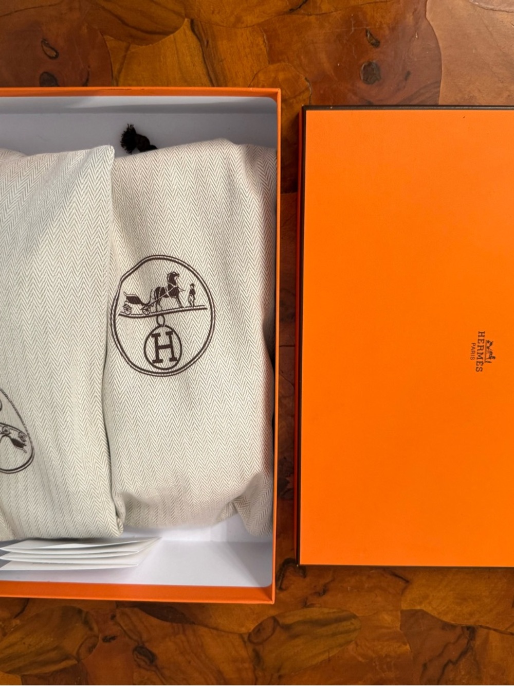 Hermes purple shearling Oran slides size 36 in box - Picture 8 of 9